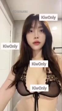 Kiw Urgirll ខ្មែរ Onlyfans leaked Kiw Urgirll 12